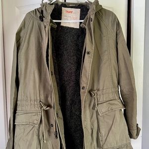 Aritzia TNA Griffith Convertable Parka (3 in 1)  In Green - Women L